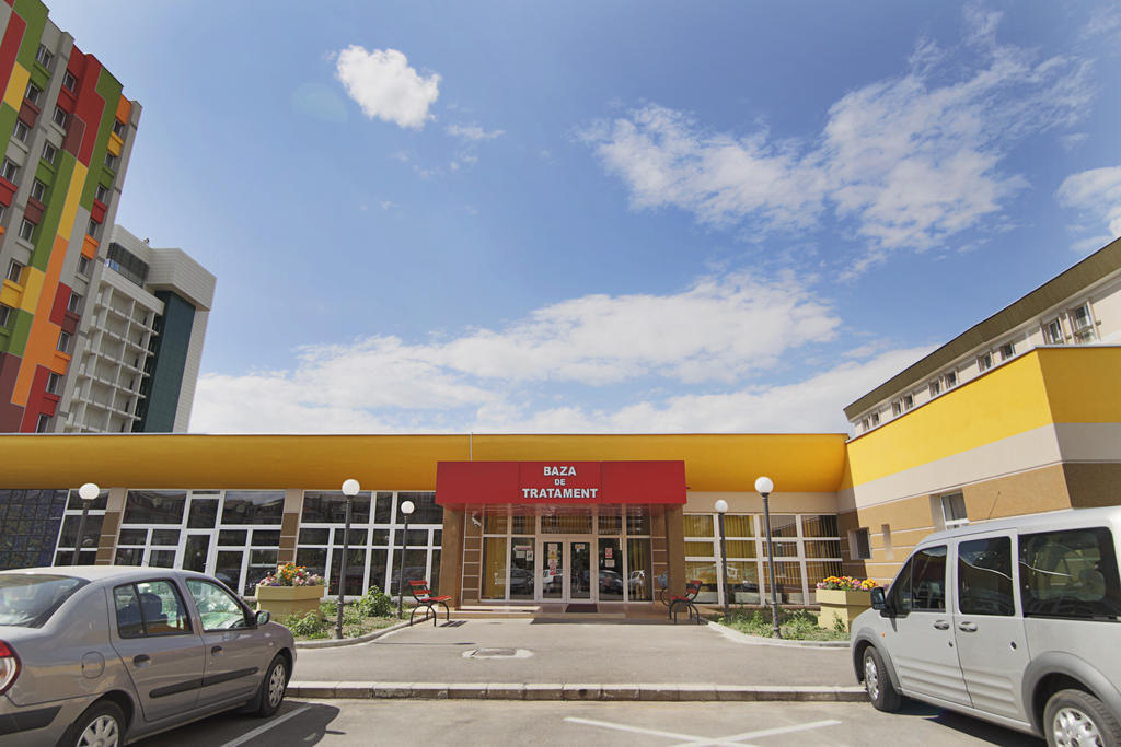 科瓦斯纳 Complex Balnear Cerbul酒店 外观 照片