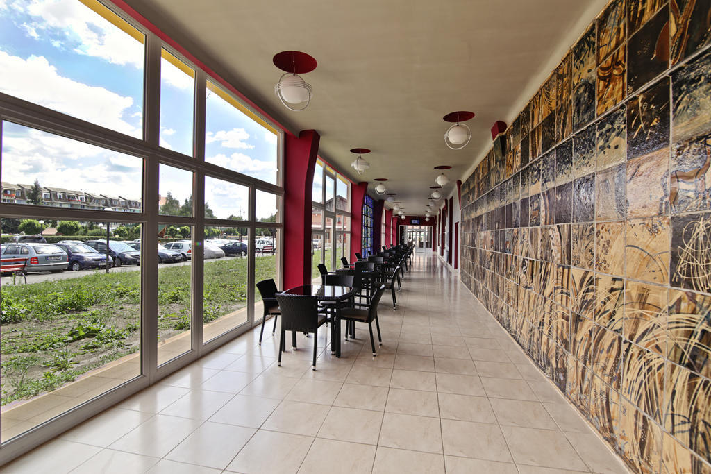 科瓦斯纳 Complex Balnear Cerbul酒店 外观 照片